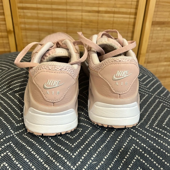 Nike Air Max Systm , clean with a lot of life left in these stylish shoes. - Picture 7 of 7